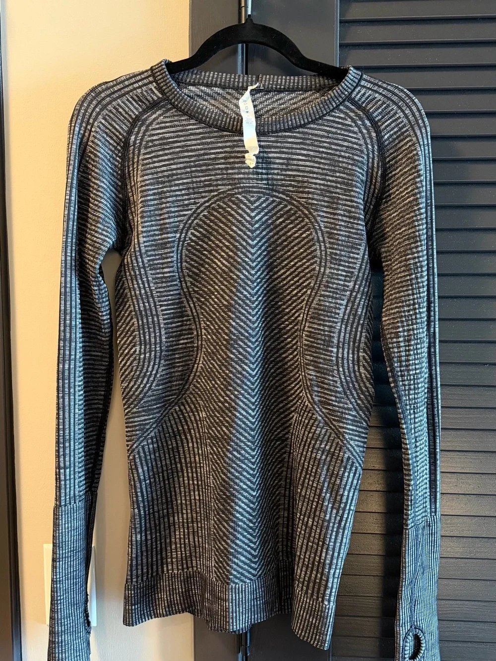 lululemon athletica Black & Gray Textured Crew-Neck Sweater